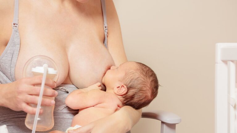 Breast vs Bottle Feeding Pros And Cons: Which One Is Truly Better For Your Baby? Qwe (3)
