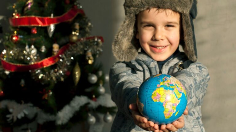 Gifts For Kids Who Travel: Ideas And Inspiration For Your Next Adventure Untitled design (10)