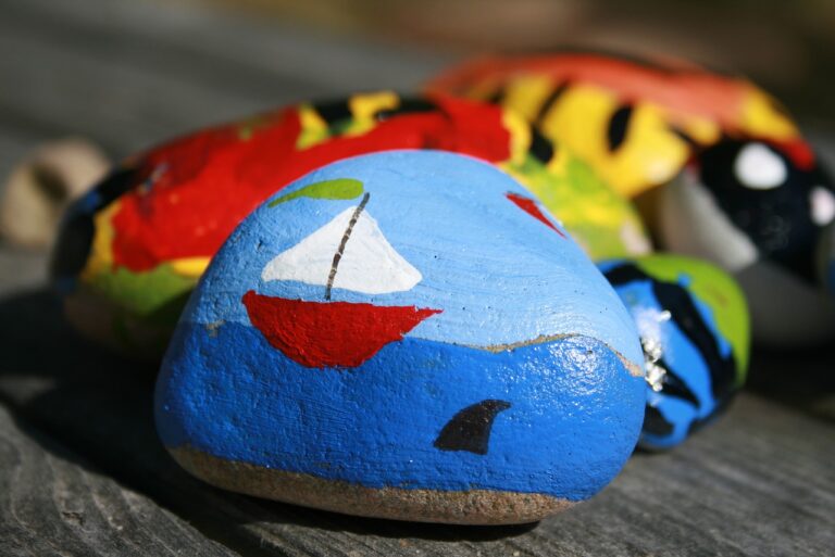 Entertain Your Kids With These Fun Arts And Crafts To Do At Home Not