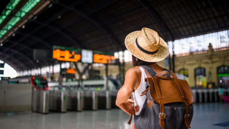 Three of the Most Important Safety Factors to Consider When Traveling Solo Image3