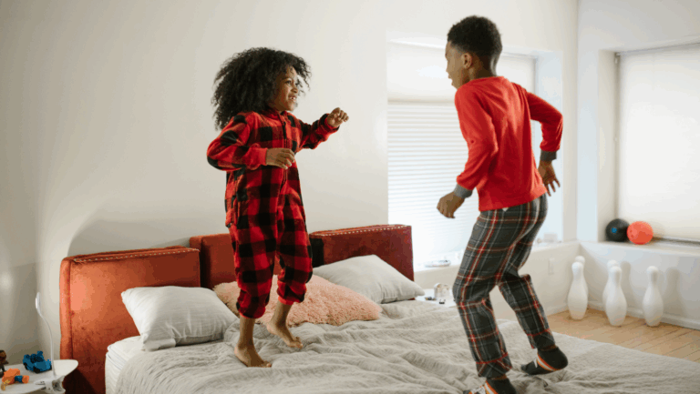 How to Find Christmas Pyjamas with Quick Delivery This Holiday Season