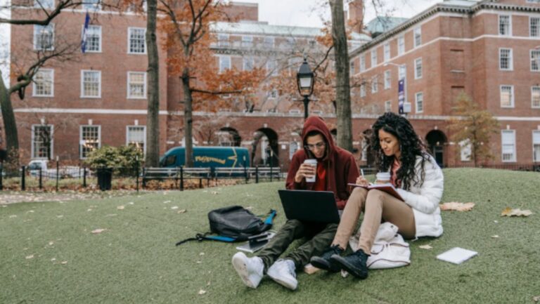 What Wellness Looks Like in College (and How to Make It Work for You)