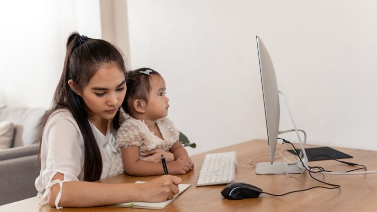How Working Mothers Are Redefining Personal Time and Stress Relief in Busy Urban Life