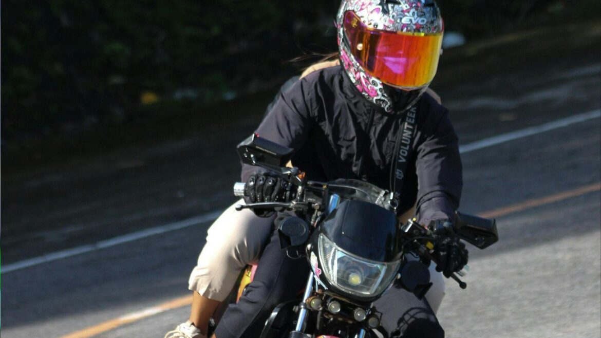 How to Legally and Safely Transport a Child on a Motorcycle in Las Vegas