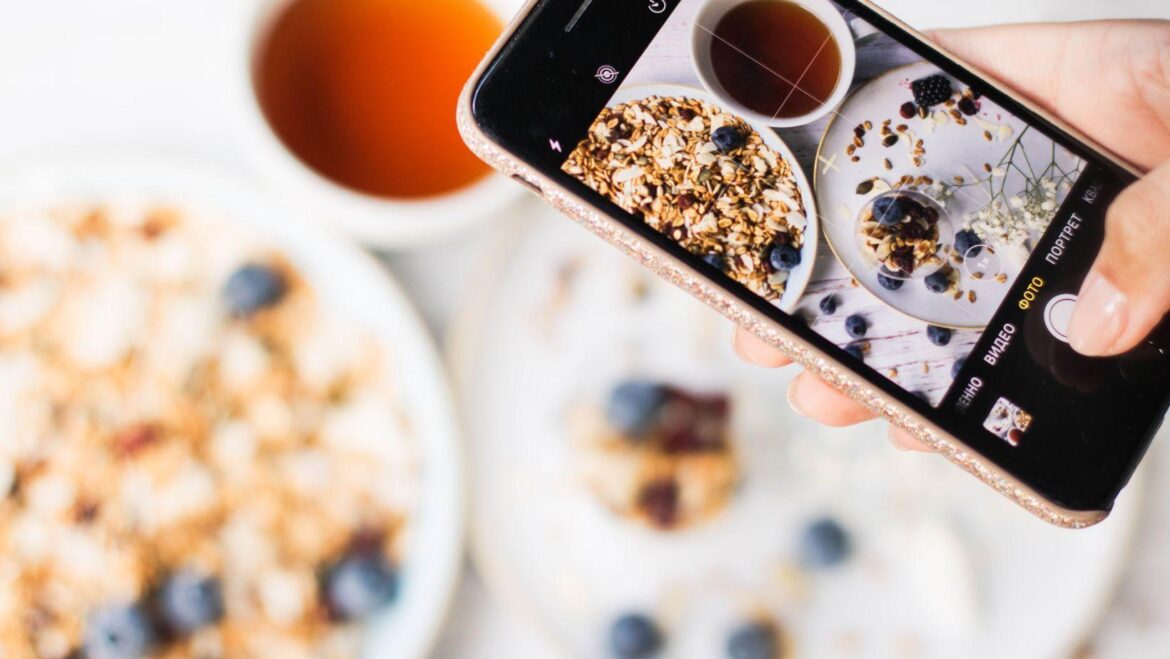 When a Gut Feeling Meets Instagram: Getting to Facts