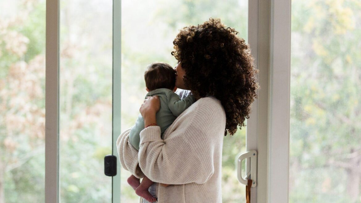 Why New Moms Get Conflicting Advice — and How to Tell What’s Right